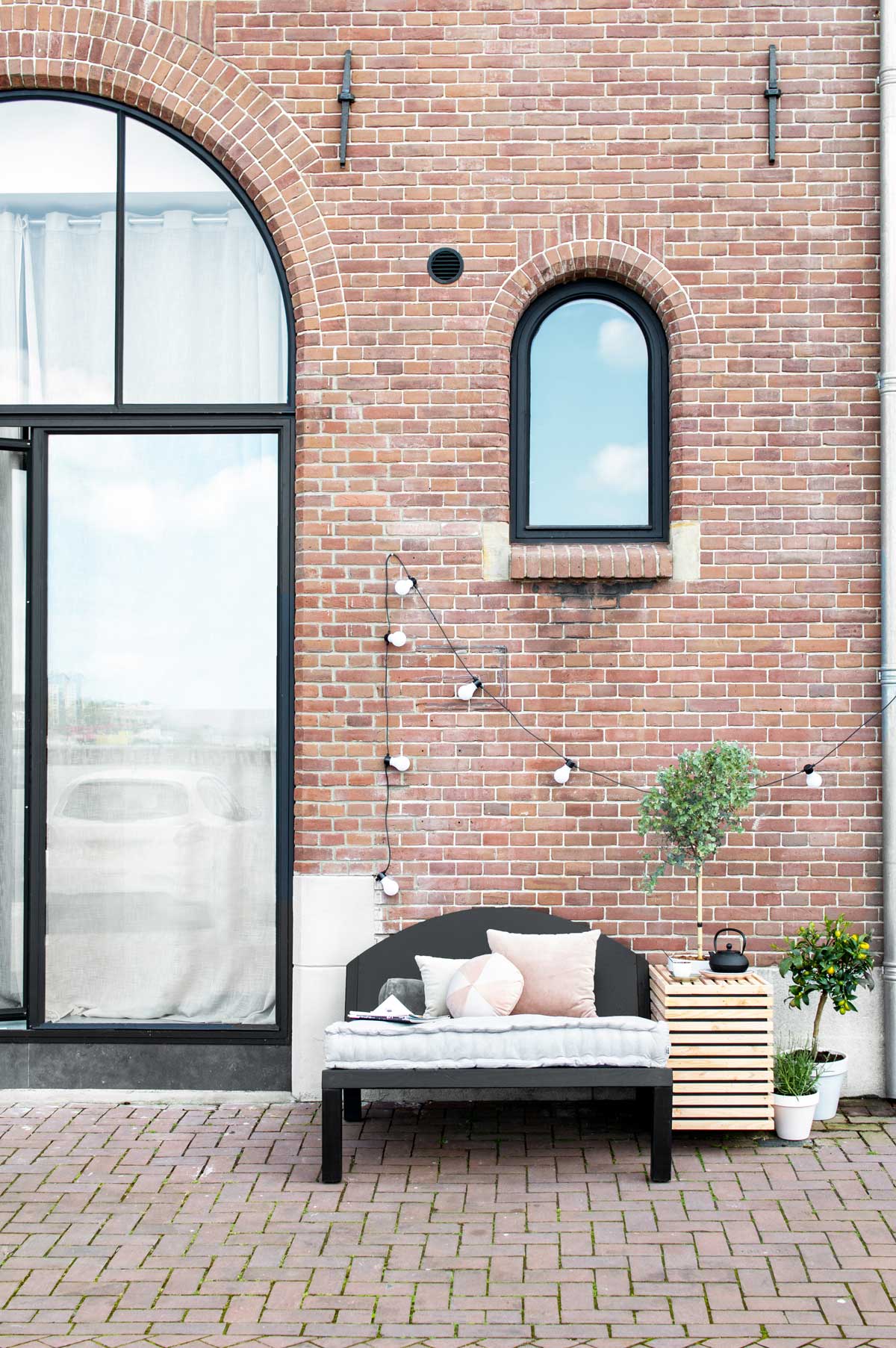 DIY loungebank voor buiten - Tanja van Hoogdalem
