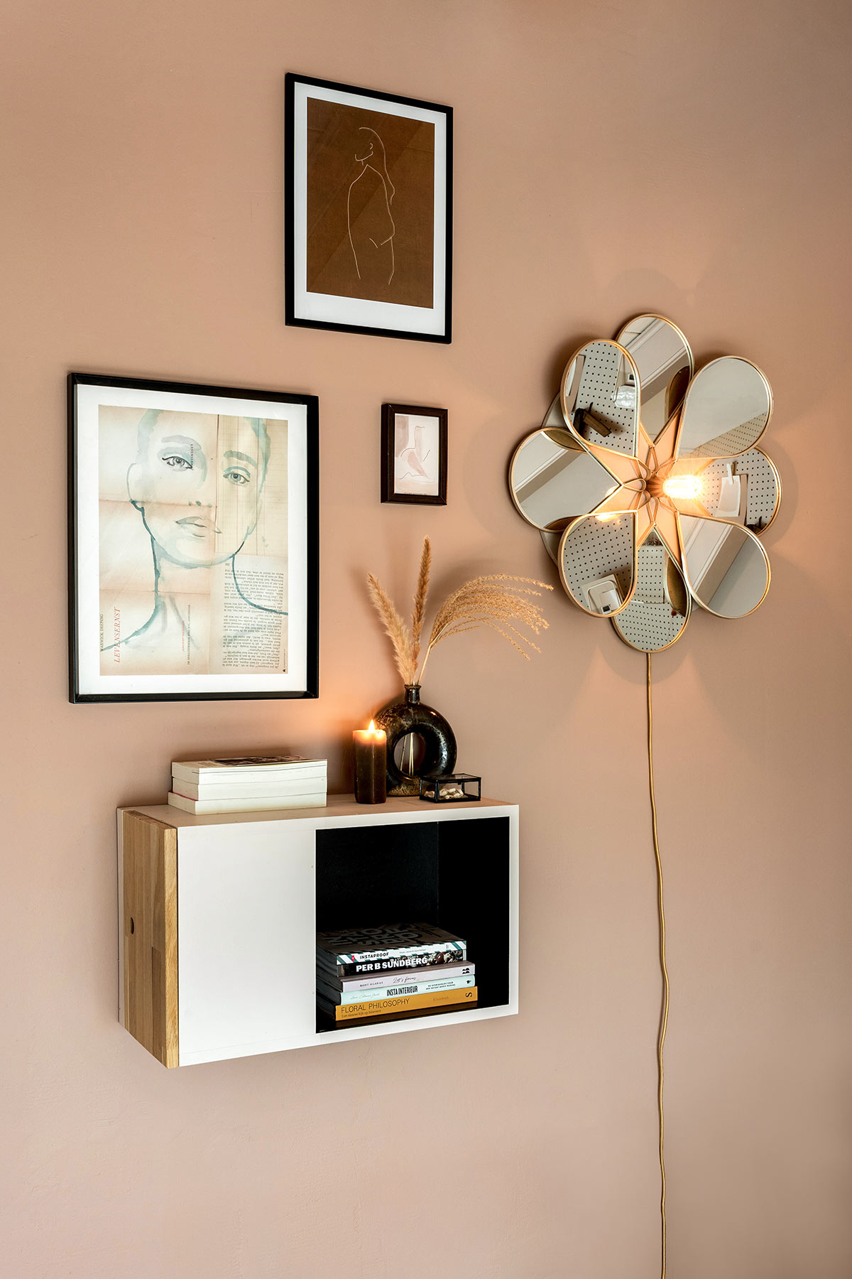 DIY wandlamp bloem wanddecoratie - Tanja van Hoogdalem