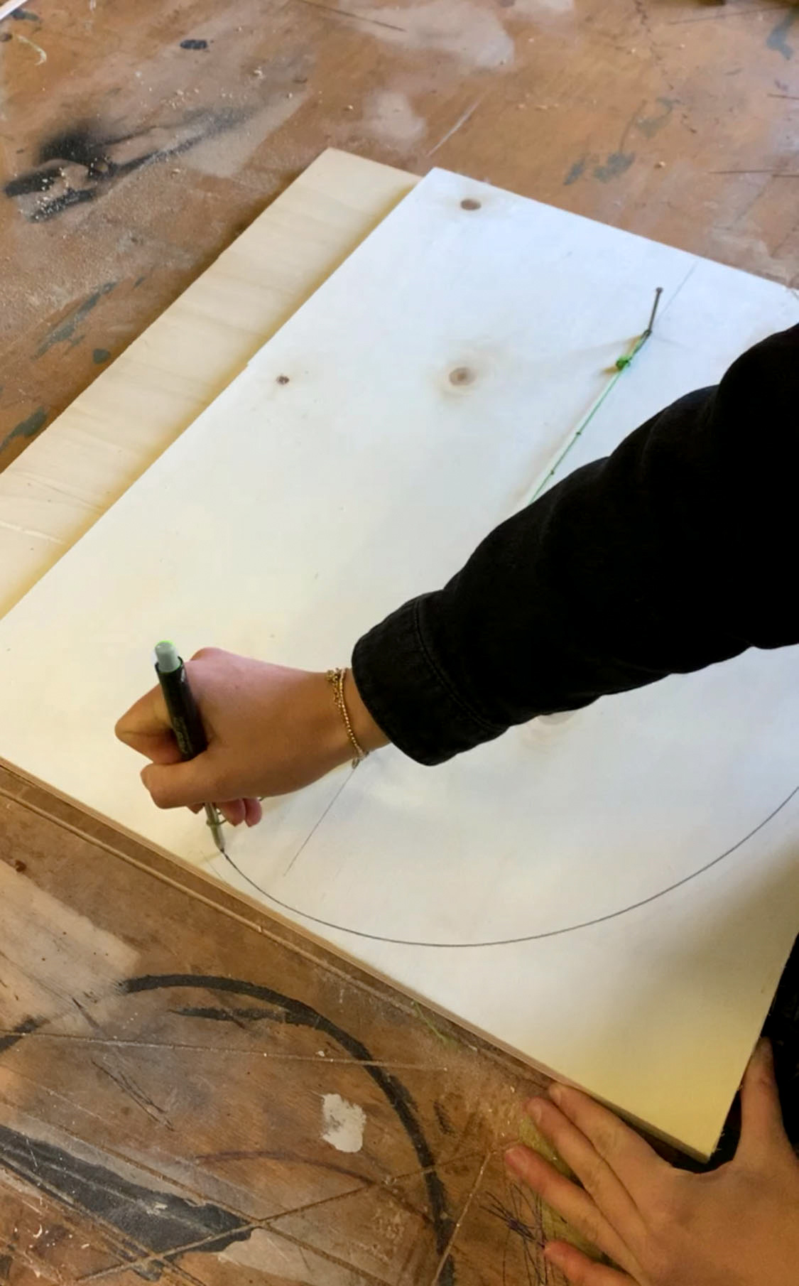 Marty Fielding Onderzoek bezorgdheid DIY ovale wasbak van beton - Tanja van Hoogdalem